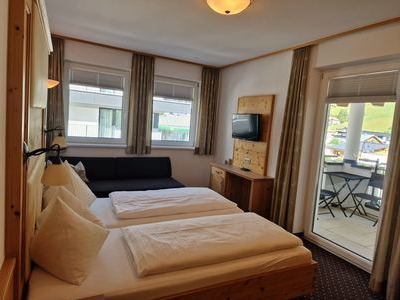 Schlafzimmer der Ferienwohnung Fimba im Haus Wintertraum Ischgl
