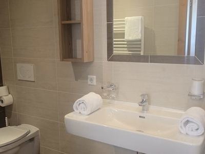 Bad der Ferienwohnung Idaple im Haus Wintertraum in Ischgl